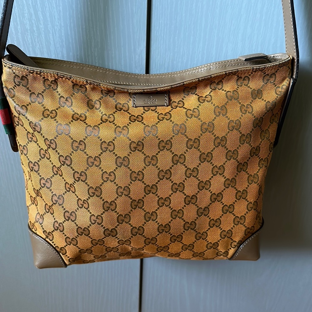 Gucci crossbody bag 12*10*4